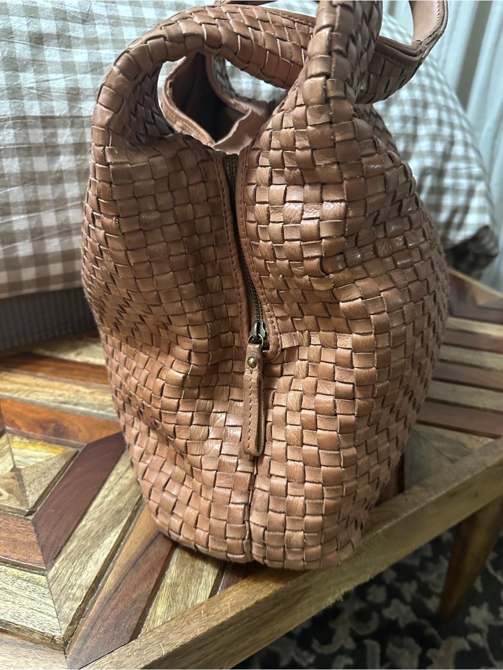 Woven Shoulder Hobo Bag in Tan Genuine Leather - Picture 3 of 6